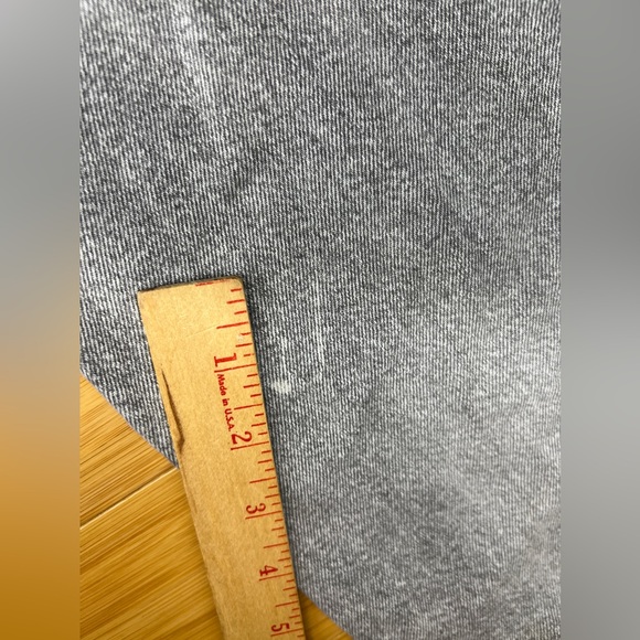 H&M women’s Classic Denim Gray 5-pocket Mid Rise Mom Jeans|Sz:US:6 EU:38 - Picture 5 of 15